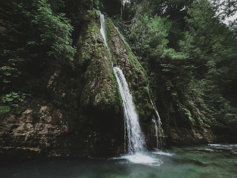 Dunhinda Waterfall near Badulla surrounded by forest