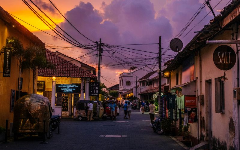 Galle Fort streets with colonial buildings
